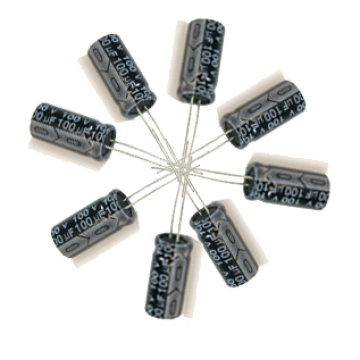 Capacitor eletrolítico radial 100UF / 400V 105c